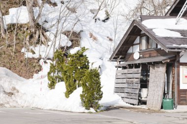 Shirakawago, Japonya tarihi kış Köyü.