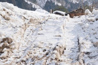 Shirakawago, Japonya tarihi kış Köyü.