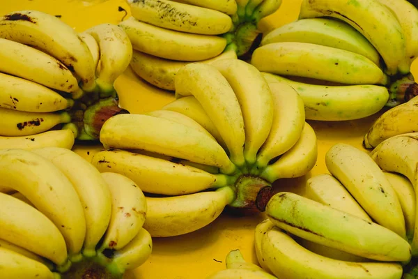 Bright Yellow Bunch Appetizing Ripe Bananas Background Texture — Stock Photo, Image