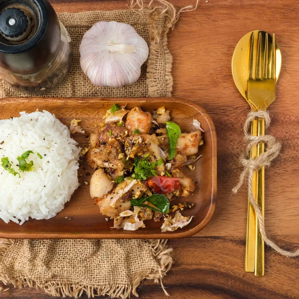 Pollo Frito Con Ajo Pimienta Con Arroz Plato Tailandés — Foto de Stock