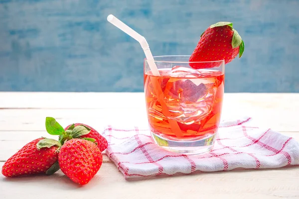 Strawberry Cocktails Wooden Table Beach Background Summer Concept Fresh Berry — Stock Photo, Image