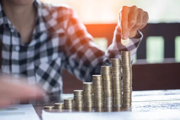 Mano Poner Moneda Dinero Idea Negocio — Foto de Stock