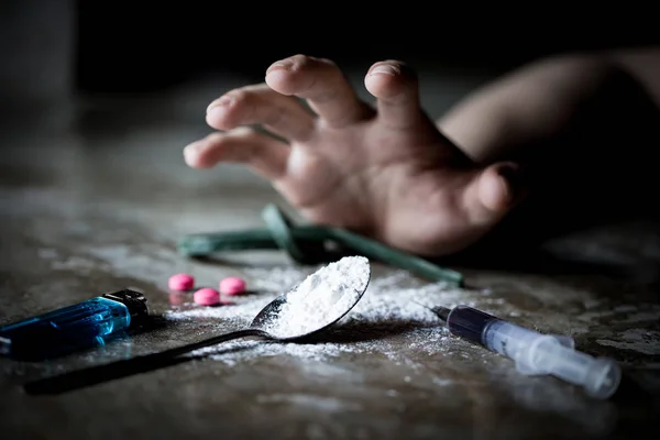 Día Internacional Contra Abuso Drogas Mano Humana Joven Tratando Llegar — Foto de Stock