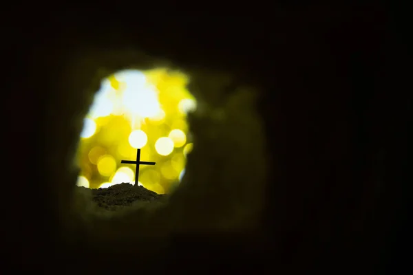 Tomb Empty With Crucifixion At Sunrise - Resurrection Of Jesus — Stock Photo, Image