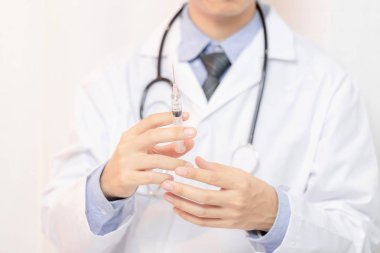 Şırınga, el, palm veya parmak tıbbi enjeksiyon. Tıp pl