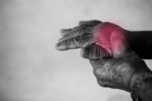Senior old man having problem trigger finger. — Stock Image Senior old man having problem trigger finger. Stock Image