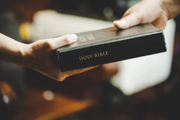 Group of people holding hands praying worship believe — Stock Photo, Image