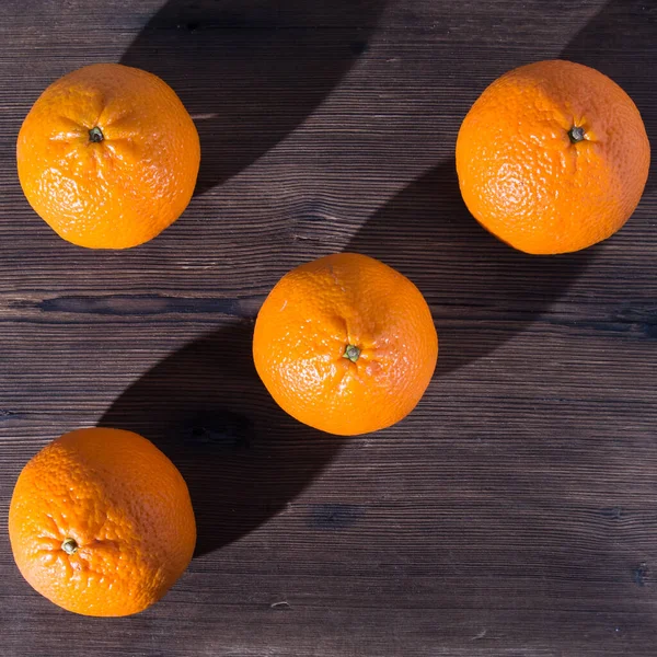 Mandarinen Auf Einem Alten Naturholztisch Nahaufnahme Von Oben Platz Für — Stockfoto