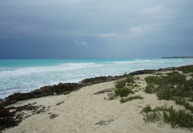  Cayo Santa Maria beyaz kumlu plajlarıyla tanınır. Cayo Santa Maria, Küba.     