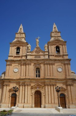 Mellieha Kilisesi, Meryem Ana 'nın doğumuna adanmıştır ve 1881 ve 1898 yılları arasında inşa edilmiştir. Mellieha, Malta 