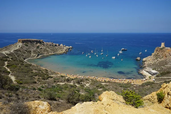 Herrliche Aussicht Auf Riviera Beach Und Den Kleinen Wachturm Ghajn — Stockfoto