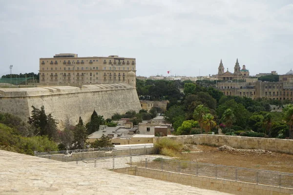 Pohled Okraj Města Středozemní Moře Historického Centra Města Valletta Malta — Stock fotografie