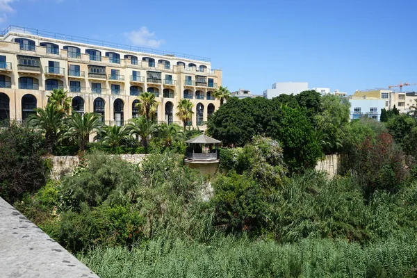 Underbar Arkitektur Och Unik Vegetation Mosta Malta — Stockfoto