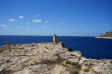 Cumnija Kanalizasyon Tedavi Tesisi yakınlarındaki Akdeniz Burnu 'nda. Mellieha, Malta