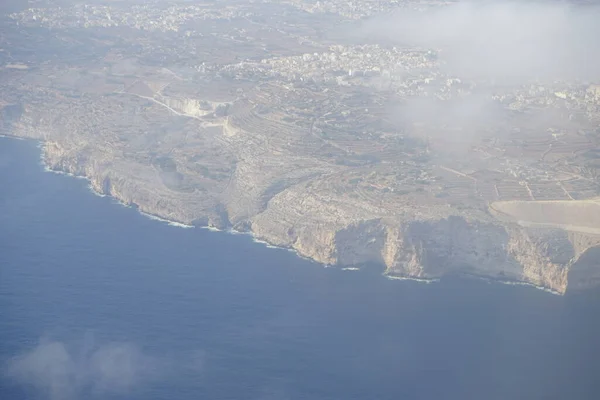 Magnífica Malta Bajo Ala Avión Malta —  Fotos de Stock