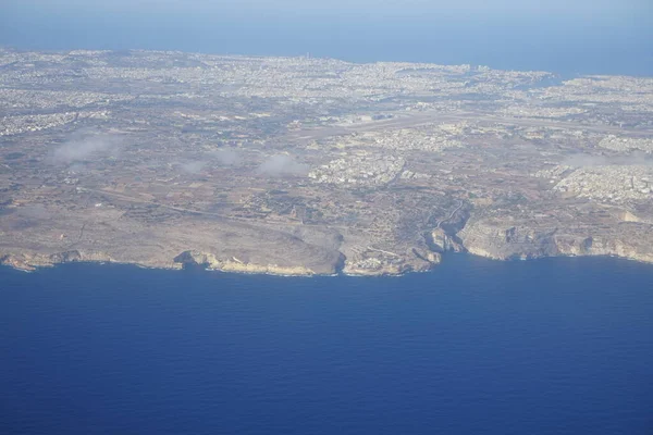 Magnífica Malta Bajo Ala Avión Malta —  Fotos de Stock