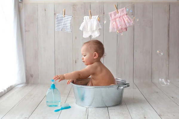 Sesión de fotos de baño . — Foto de Stock