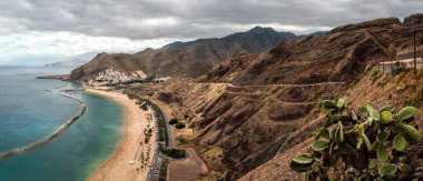 Las Teresitas Beach, Tenerife görünümü