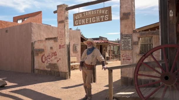 Cowboy acteur in Cowboy, Arizona — Stockvideo