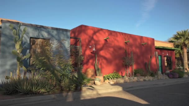 Gamla hem i Barrio Viejo i Tucson, Arizona — Stockvideo