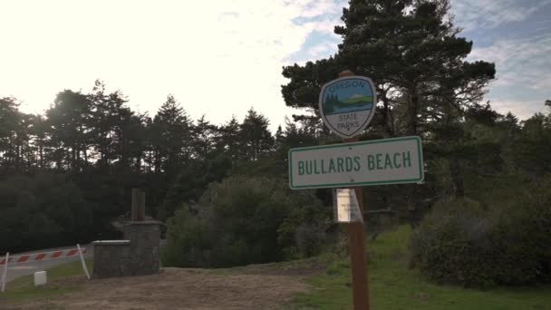 Parque Estatal Cerrado en Oregon durante la pandemia de COVID-19 — Vídeos de Stock