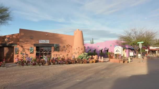 Street Scene with Art Stores in Tubac, Arizona — Stock video