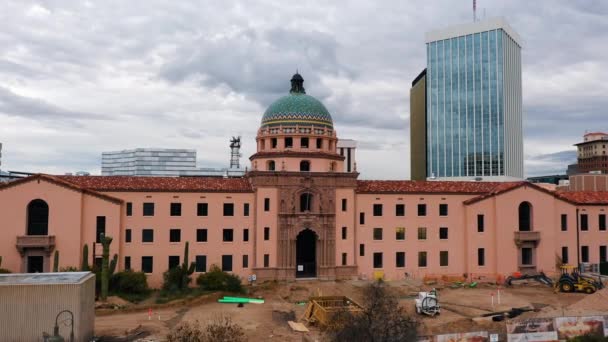 Stará budova okresního soudu v Tusconu v Arizoně byla rekonstruována. — Stock video