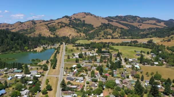 City of Powers in Oregon, aerial — Stock Video