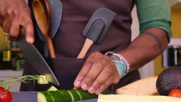 Chef Che Prepara Verdure Biologiche Pasto Sano Cucina — Video Stock