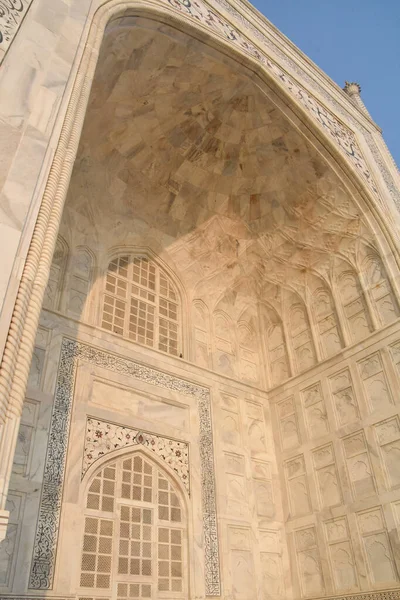 Taj Mahal Mausoléu Mármore Branco Marfim Margem Sul Rio Yamuna — Fotografia de Stock