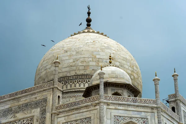 Taj Mahal Mausoléu Mármore Branco Marfim Margem Sul Rio Yamuna — Fotografia de Stock