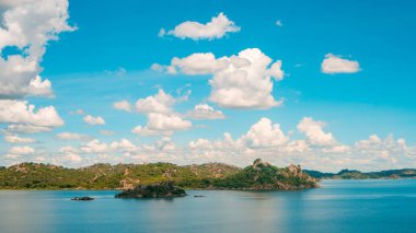 Saa nane adası, Mwanza
