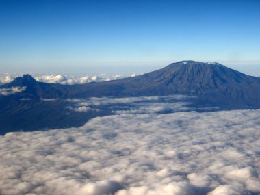 Kilimanjaro Dağı 'nın manzarası - Afrika' nın Tanzanya 'daki çatısı.