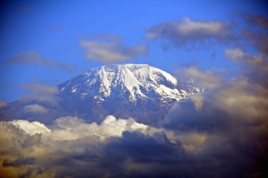 Kilimanjaro Dağı 'nın manzarası - Afrika' nın Tanzanya 'daki çatısı.