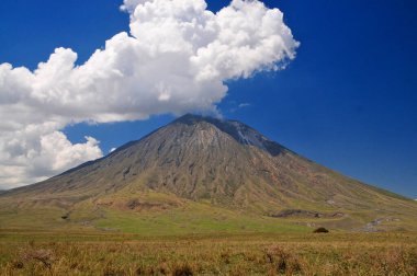 Tanzanya 'nın Tanrısı Oldoinyo lengai Dağı