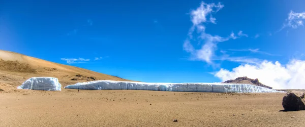 Kilimanjaro Dağı Nın Manzarası Afrika Nın Tanzanya Daki Çatısı — Stok fotoğraf