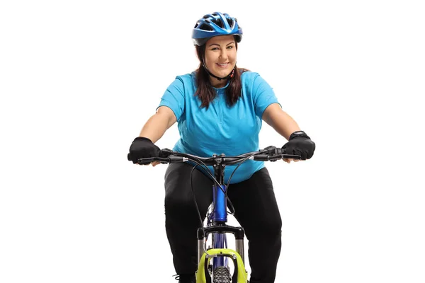 Übergewichtige Frau Auf Einem Fahrrad Isoliert Auf Weißem Hintergrund — Stockfoto