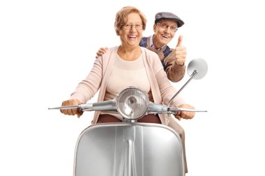 Bir başparmak yukarıya beyaz arka plan üzerinde izole jest yapmak retro bir scooter sürme yaşlılar