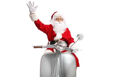 Noel Baba beyaz arka plan üzerinde izole kamera sallayarak vintage bir scooter üzerinde