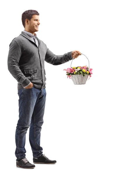 Plan Complet Beau Jeune Homme Debout Avec Panier Plein Fleurs — Photo