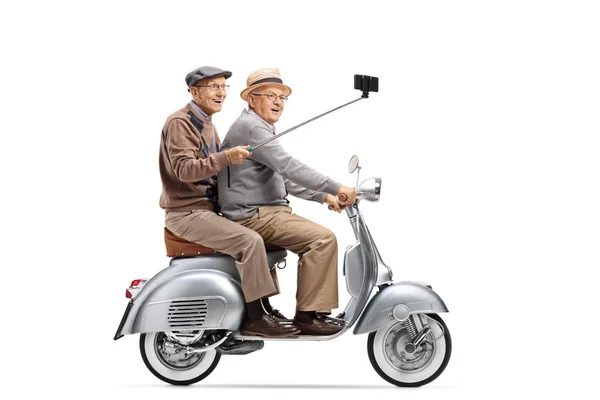 Foto Completa Dos Hombres Mayores Montados Scooter Vintage Tomando Una — Foto de Stock