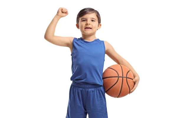 Счастливый Маленький Баскетболист Жестом Успех Изолирован Белом Фоне — стоковое фото
