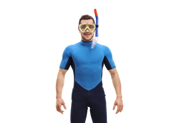 Jovem de fato de mergulho com equipamento de mergulho — Fotografia de Stock