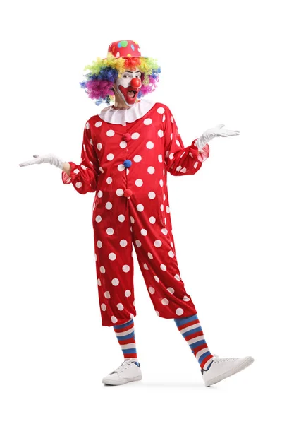 Fröhlicher Clown steht und posiert — Stockfoto