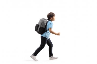 Bir sırt çantası çalışan schoolboy