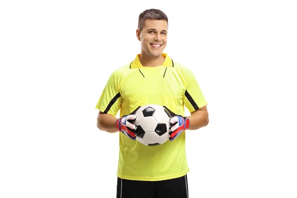 Voetbal Keeper Houden Van Een Bal Glimlachen Geïsoleerd Witte Achtergrond — Stockfoto