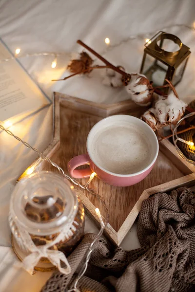 Mug Hot Cappuccino Wooden Tray Bed Cozy Decor Breakfast Mug — Stock Photo, Image