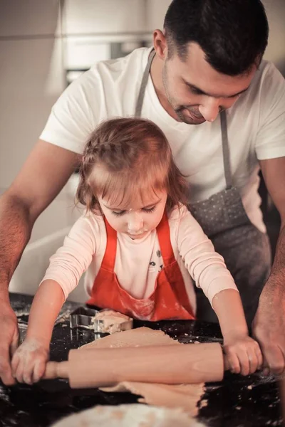 Young Dad His Little Daughter Bake Christmas Cookies Family Cooks — Stock Photo, Image