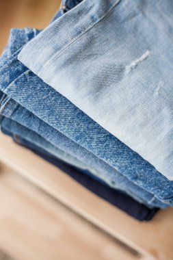 Kot pantolon, kot pamuk, mavi. Kot iç yığını. Giysi. Rahat.