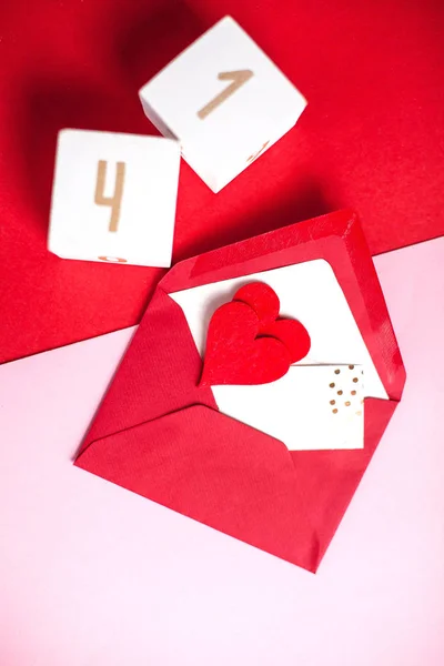 Concepto San Valentín San Valentín Corazones Cubos Madera Con Números — Foto de Stock